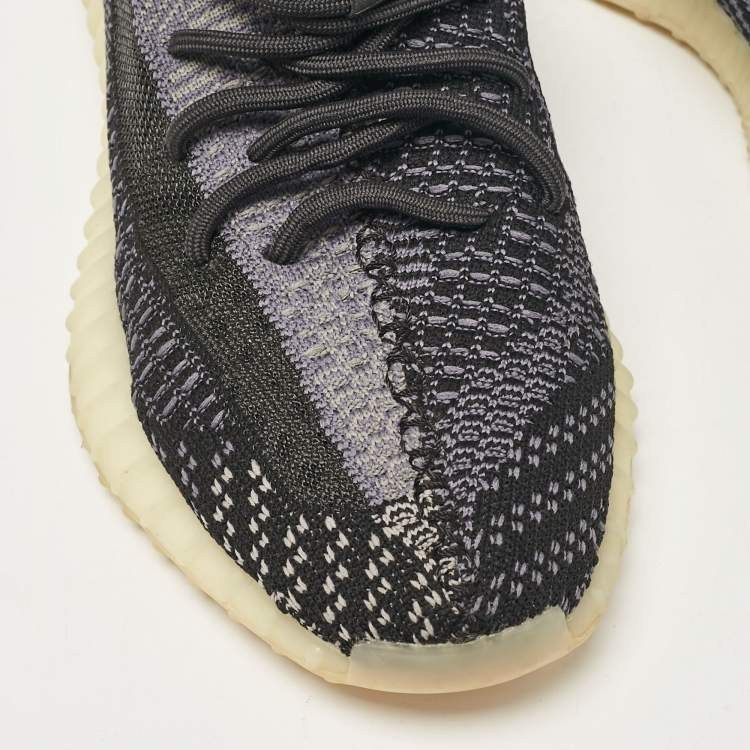 Pre Owned Yeezy x Adidas Black/Grey Knit Fabric Boost 350 V2 Carbon Sneakers Size 42