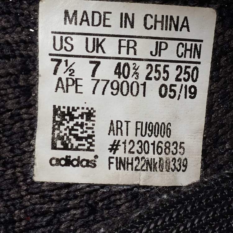 Pre Owned Yeezy x Adidas Black Knit Fabric Boost 350 V2 Sneakers Size 40 2/3