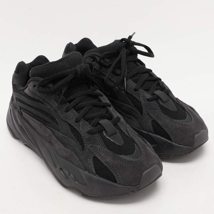 Pre Owned Yeezy x Adidas Black Suede and Mesh Boost 700 "Vanta" Low Top Sneakers Size 40 2/3