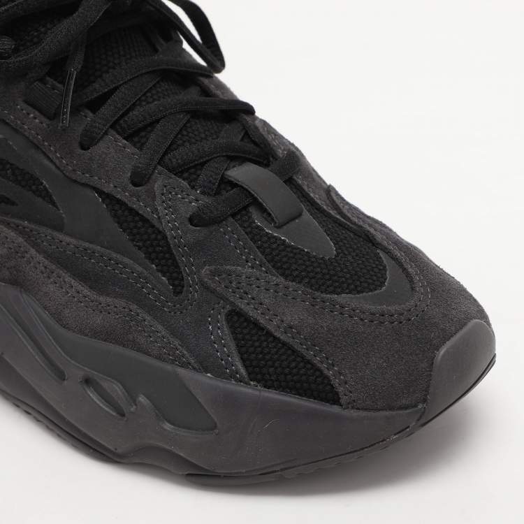 Pre Owned Yeezy x Adidas Black Suede and Mesh Boost 700 "Vanta" Low Top Sneakers Size 40 2/3