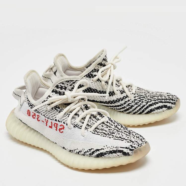 Pre Owned Yeezy x Adidas White/Black Knit Fabric Boost 350 V2 Zebra Sneakers Size 37 1/3