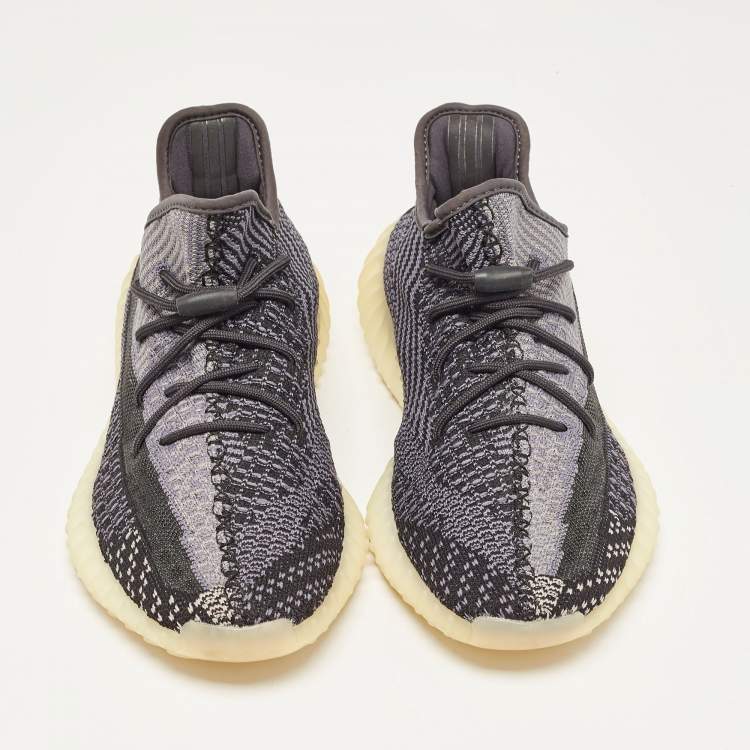 Pre Owned Yeezy x Adidas Black/Blue Knit Fabric Boost 350 V2 Carbon Sneakers Size 44