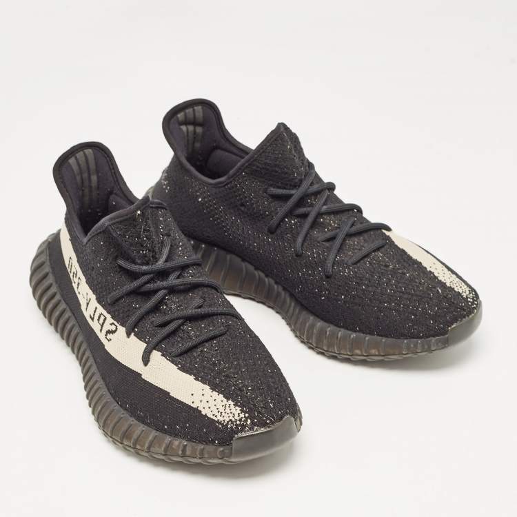Pre Owned Yeezy x Adidas Black Knit Fabric Boost 350 V2 Core Black White Sneakers Size 44