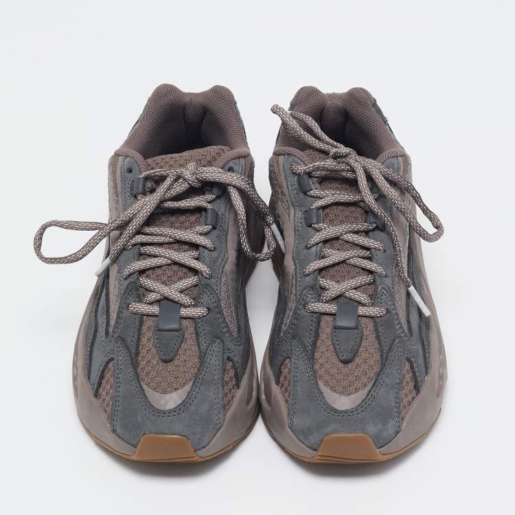 Pre Owned Yeezy x Adidas Grey Nubuck and Leather Boost 700 V2 Geode Sneakers Size 40 
