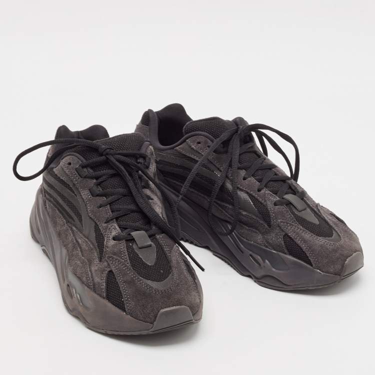 Pre Owned Yeezy x Adidas Black/Grey Canvas and Suede Boost 700 V2 Vanta Sneakers Size 42 2/3