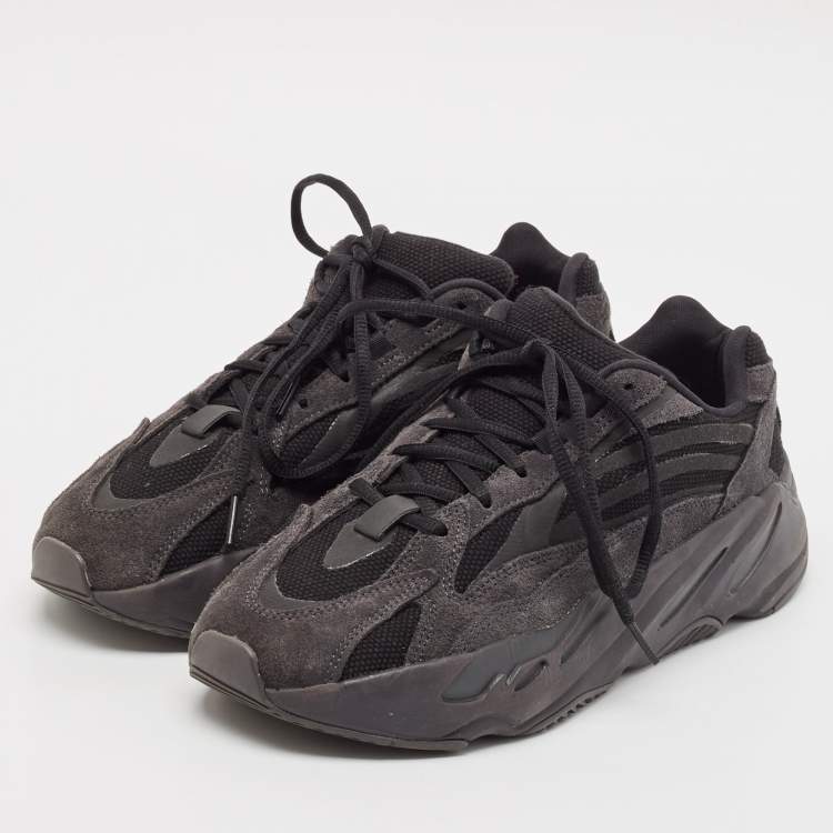 Pre Owned Yeezy x Adidas Black/Grey Canvas and Suede Boost 700 V2 Vanta Sneakers Size 42 2/3