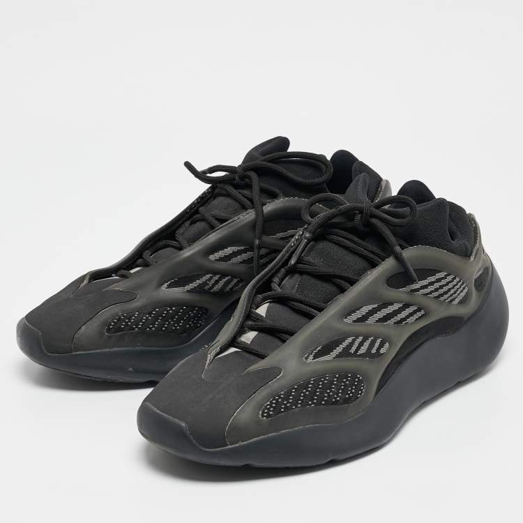 Pre Owned Yeezy x Adidas Black Mesh 700 V3 Alvah Sneakers Size 46 2/3