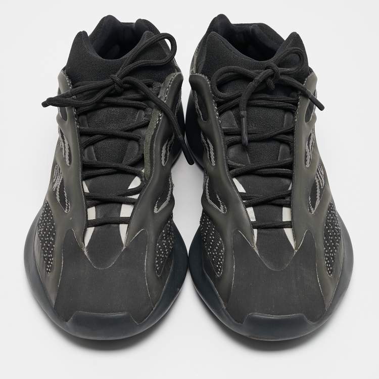 Pre Owned Yeezy x Adidas Black Mesh 700 V3 Alvah Sneakers Size 46 2/3