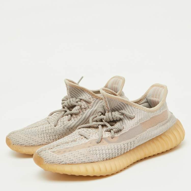 Pre Owned Yeezy x Adidas Grey/Pink Knit Fabric Boost 350 V2 Synth Sneakers Size 40 2/3