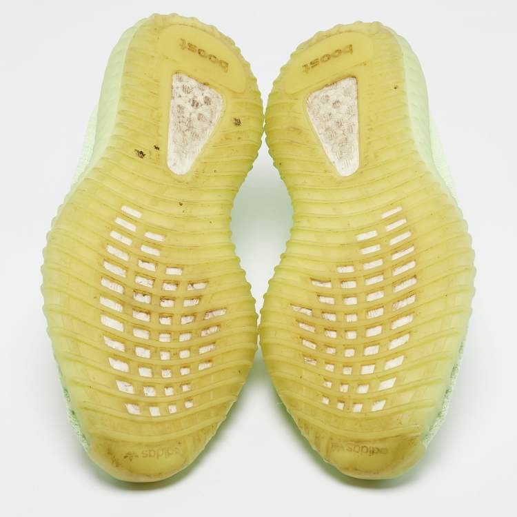Pre Owned Yeezy x Adidas Green Knit Fabric Boost 350 V2 Glow Sneakers Size 43 1/3
