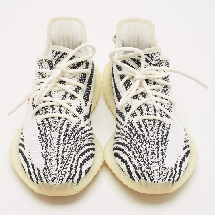 Pre Owned Yeezy x Adidas White/Black Knit Fabric Boost 350 V2 Zebra Sneakers Size 43 1/3