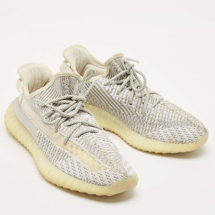 Pre Owned Yeezy x Adidas White/Grey Knit Fabric Boost 350 V2 Static (Non Reflective) Sneakers Size 42 2/3