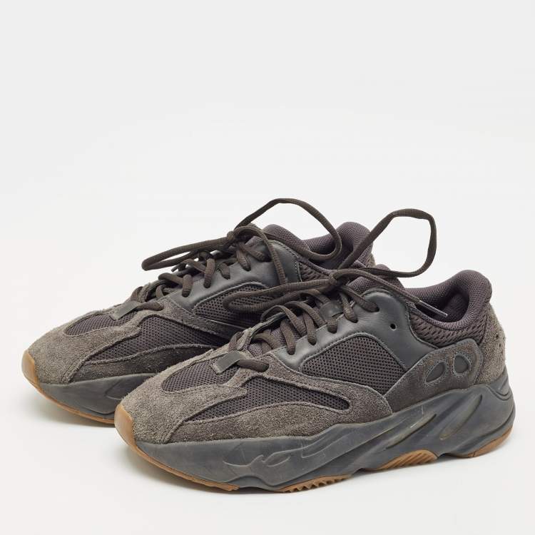 Pre Owned Yeezy x Adidas Black Mesh and Suede Boost 700 Utility Black Sneakers Size 41 1/3