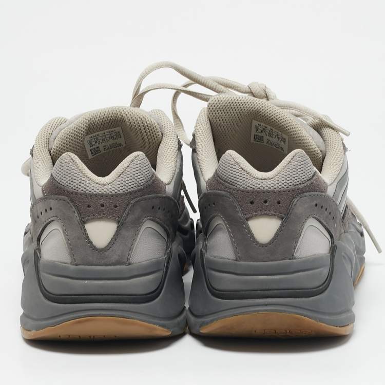 Pre Owned Yeezy x adidas Grey/White Suede And Nubuck Boost 700 V2 Static Sneakers Size 42 2/3