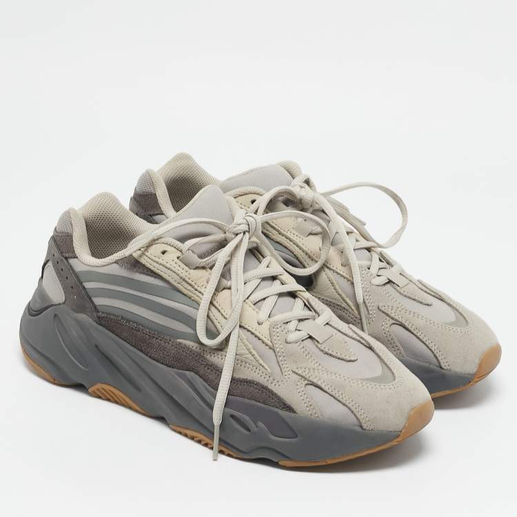 Pre Owned Yeezy x adidas Grey/White Suede And Nubuck Boost 700 V2 Static Sneakers Size 42 2/3