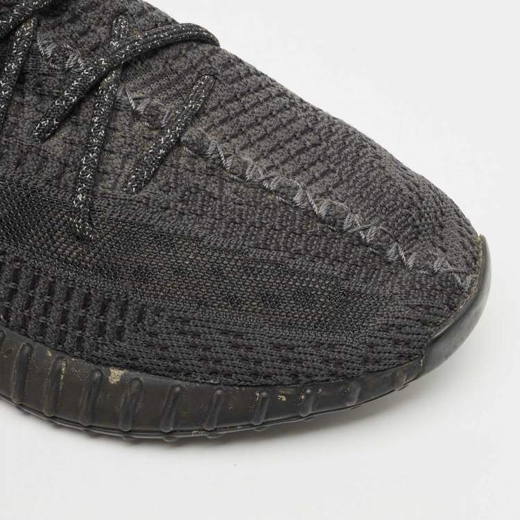 Pre Owned Yeezy x Adidas Black Knit Fabric Boost 350 V2 Black Cinder Low Top Sneakers Size 44 1/3