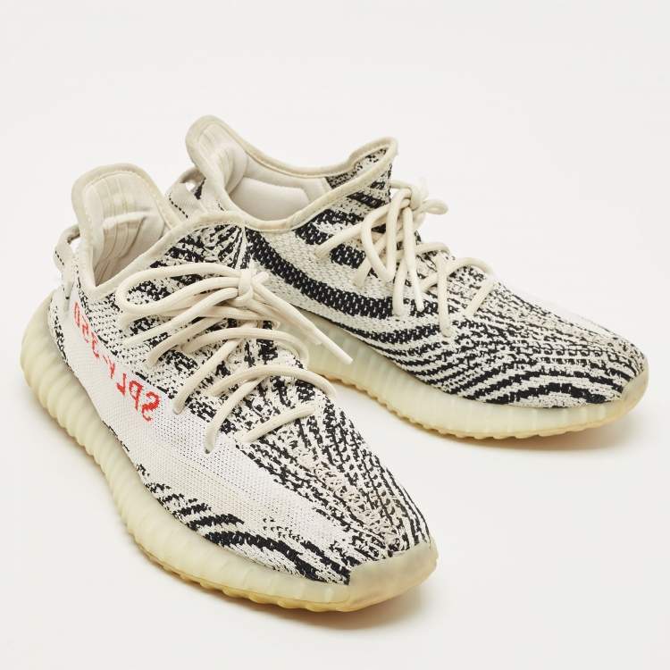 Pre Owned Yeezy x Adidas White/Black Knit Fabric Boost 350 V2 Zebra Sneakers Size 42 2/3