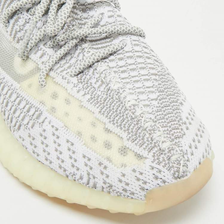 مملوكة مسبقًا Yeezy x Adidas White/Grey Knit Fabric Boost 350 V2 Static (Non Reflective) Sneakers Size 46