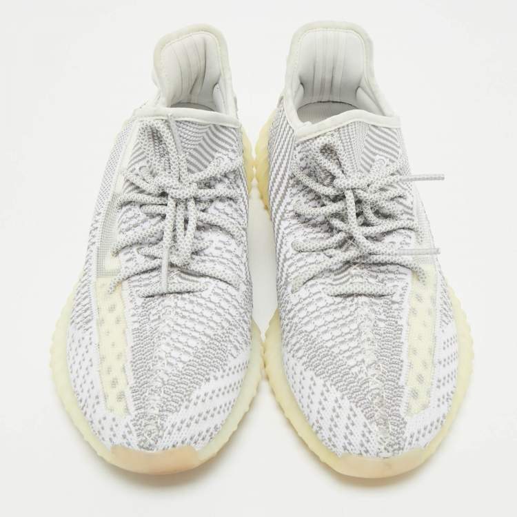 مملوكة مسبقًا Yeezy x Adidas White/Grey Knit Fabric Boost 350 V2 Static (Non Reflective) Sneakers Size 46