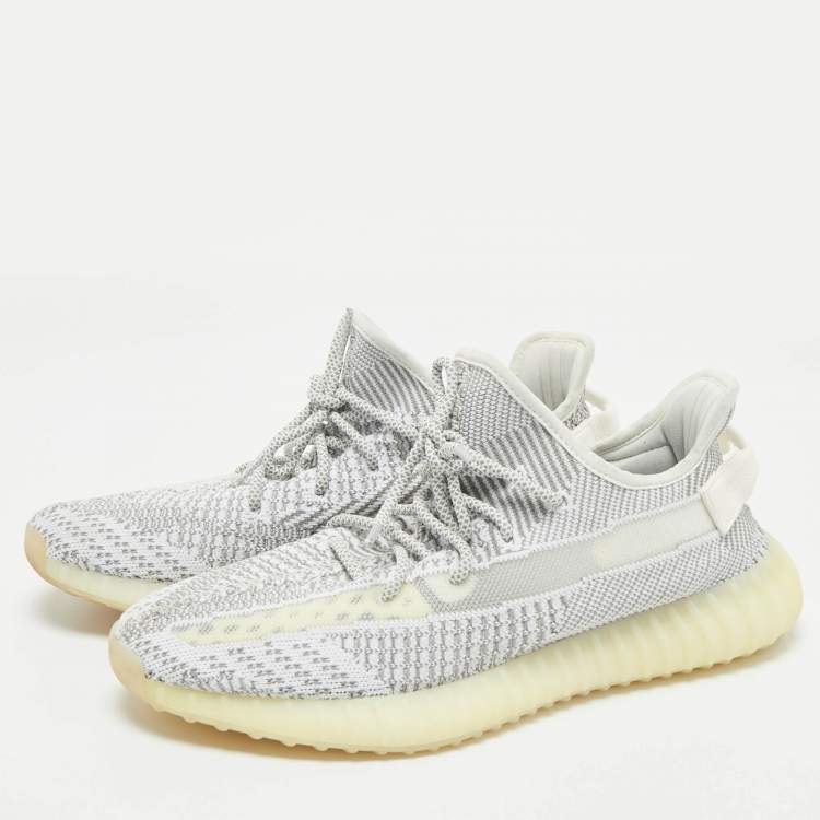 مملوكة مسبقًا Yeezy x Adidas White/Grey Knit Fabric Boost 350 V2 Static (Non Reflective) Sneakers Size 46