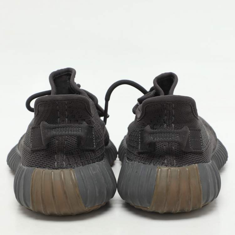 Pre Owned Yeezy x Adidas Black Knit Fabric Boost 350 V2 Cinder Sneakers Size 40