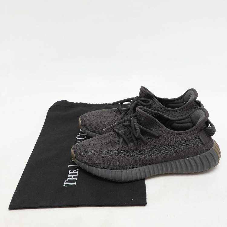 Pre Owned Yeezy x Adidas Black Knit Fabric Boost 350 V2 Cinder Sneakers Size 40