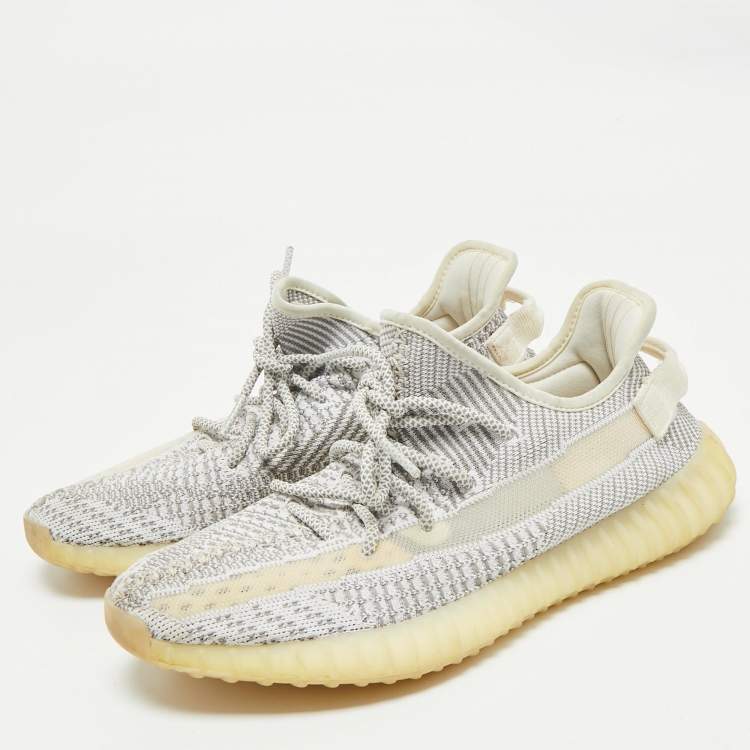 Pre Owned Yeezy x Adidas White/Grey Knit Fabric Boost 350 V2 Static (Non Reflective) Sneakers Size 43 1/3