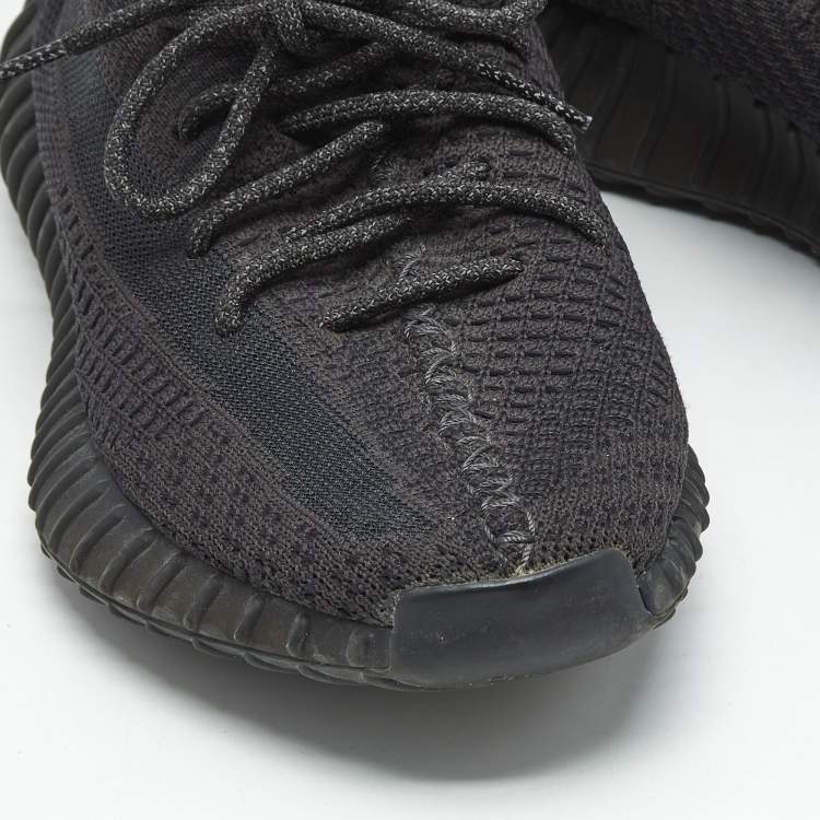 Pre Owned Yeezy x Adidas Black Knit Fabric Boost 350 V2 Black (Non-Reflective) Sneakers Size 43 1/3