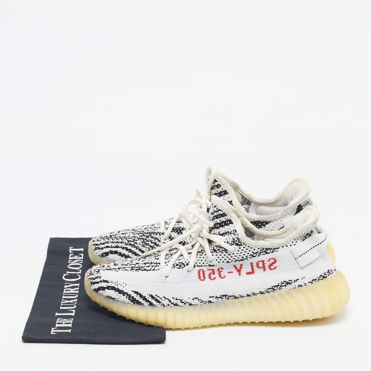 مملوكة مسبقًا Yeezy x Adidas White/Black Knit Fabric Boost 350 V2 Zebra Sneakers Size 42 2/3