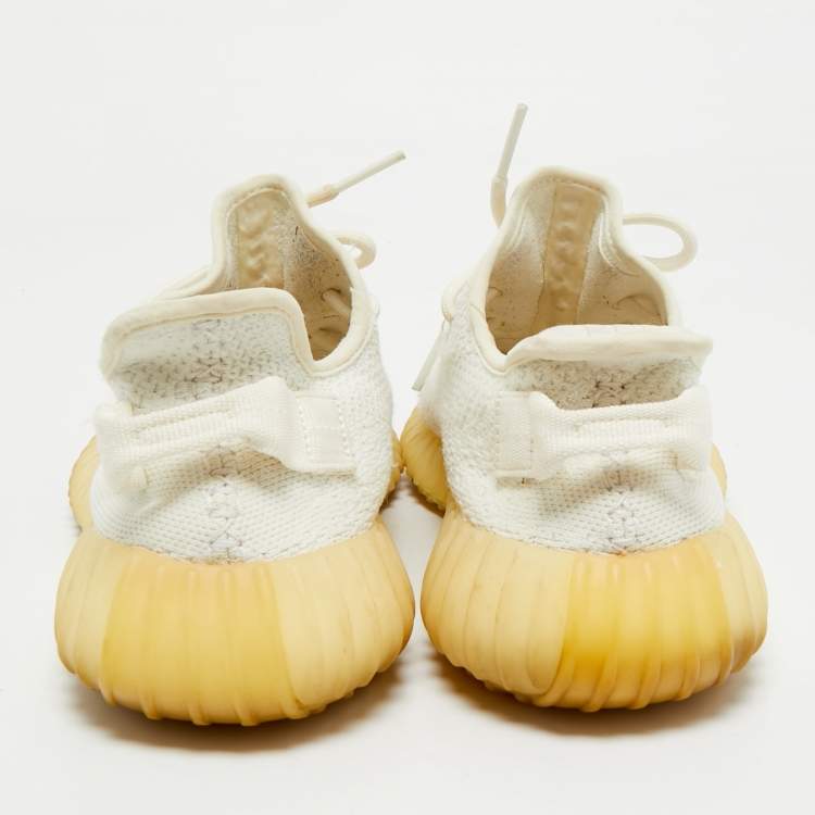 Pre Owned Yeezy x Adidas White Knit Fabric Boost 350 V2 Cream White Sneakers Size 401/3 