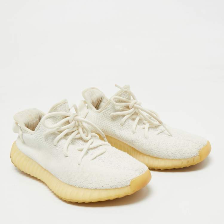 Pre Owned Yeezy x Adidas White Knit Fabric Boost 350 V2 Cream White Sneakers Size 401/3 