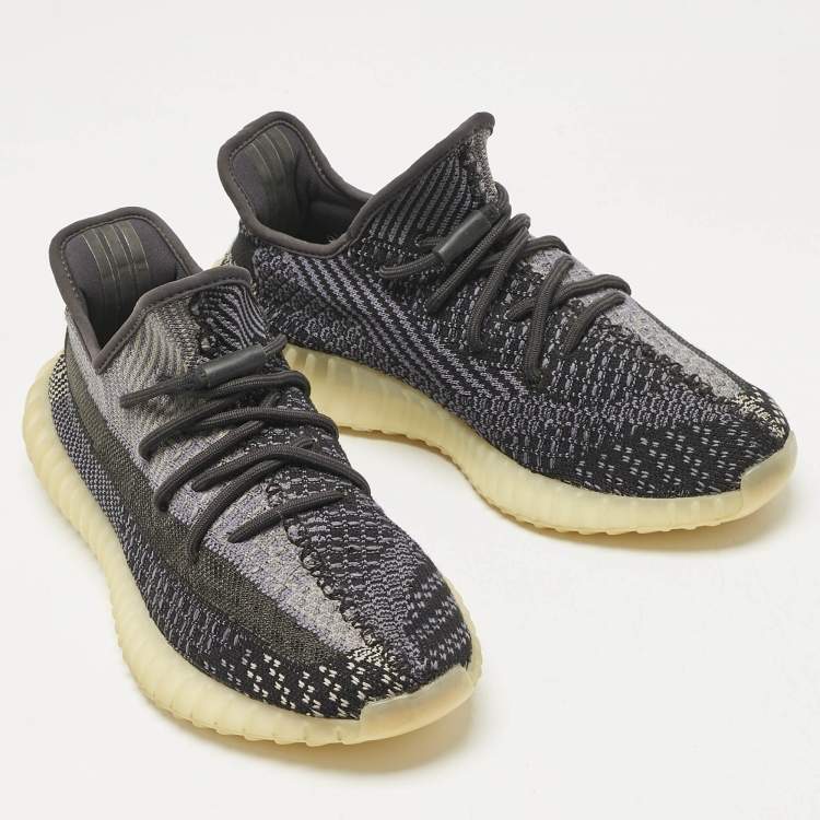 Pre Owned Yeezy x Adidas Black/Blue Knit Fabric Boost 350 V2 Carbon Sneakers Size 42