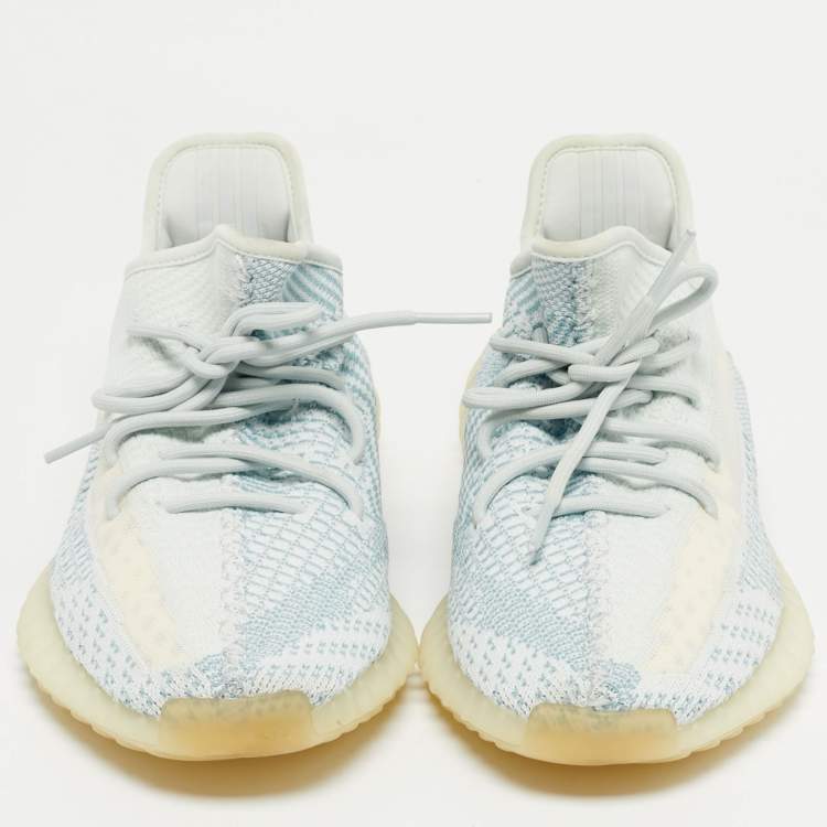Pre Owned Yeezy x Adidas Blue/White Knit Fabric Boost 350 V2 Cloud White (Non-Reflective) Sneakers 43 1/3
