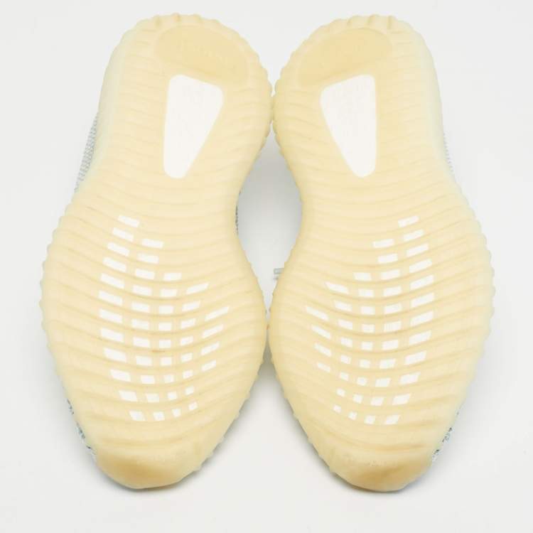 Pre Owned Yeezy x Adidas Blue/White Knit Fabric Boost 350 V2 Cloud White (Non-Reflective) Sneakers 43 1/3