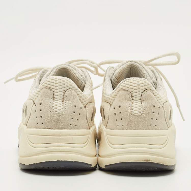 Pre Owned Yeezy x Adidas Cream Fabric and Suede Yeezy Boost 700 Lace Up Sneakers Size 40