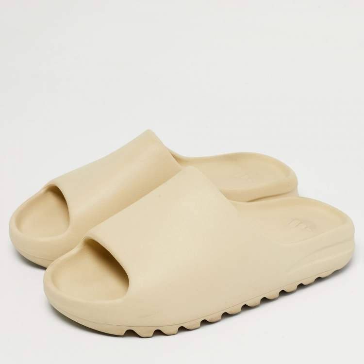 Pre Owned Yeezy x Adidas Cream Rubber Bone Slides Size 47
