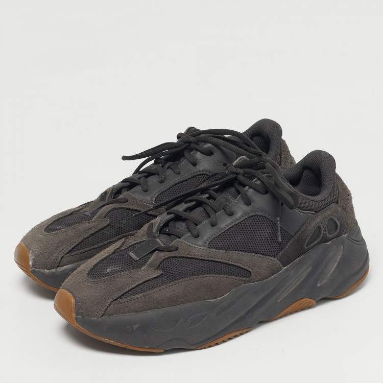 Pre Owned Yeezy x Adidas Black Mesh and Suede Yeezy 700 Lace Up Sneakers Size 44