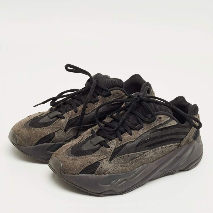 Pre Owned Yeezy x Adidas Black/Grey Canvas and Suede Boost 700 MNVN Sneakers Size 42