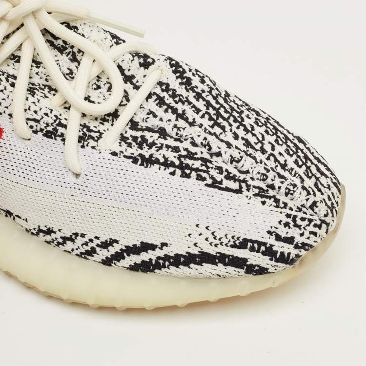 Pre Owned Yeezy x Adidas White/Black Knit Fabric Boost 350 V2 Zebra Sneakers Size 45 1/3