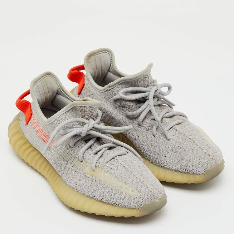 Pre Owned Yeezy x Adidas Grey Knit Fabric Boost 350 V2 Tail Light Sneakers Size 37 1/3