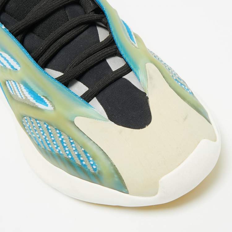 Pre Owned Yeezy x Adidas Blue/White Knit Fabric 700 V3 Arzareth Sneakers Size 42 2/3
