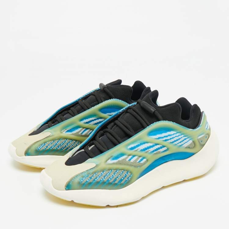 Pre Owned Yeezy x Adidas Blue/White Knit Fabric 700 V3 Arzareth Sneakers Size 42 2/3
