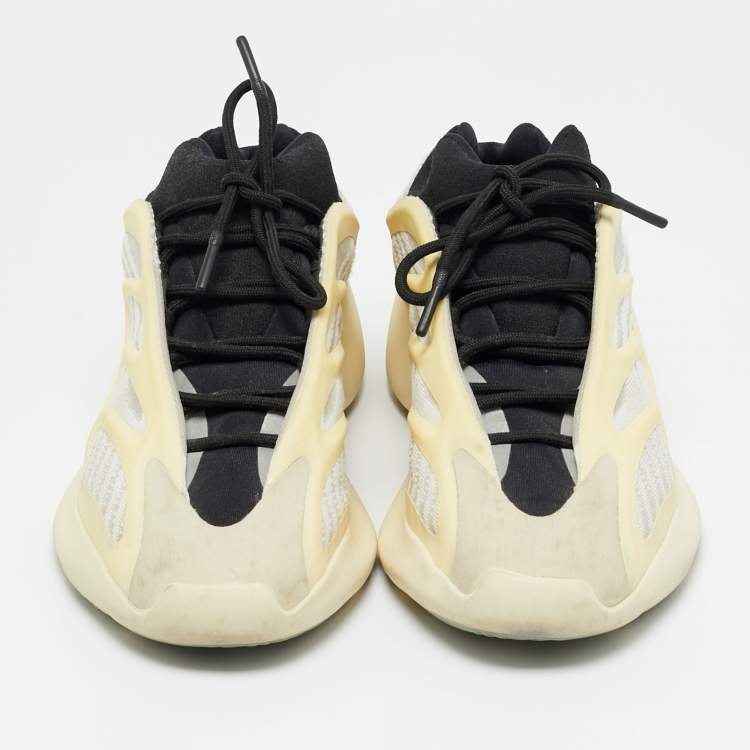 Pre Owned Yeezy x Adidas Cream/Black Rubber and Mesh 700 V3 Azael Sneakers Size 42