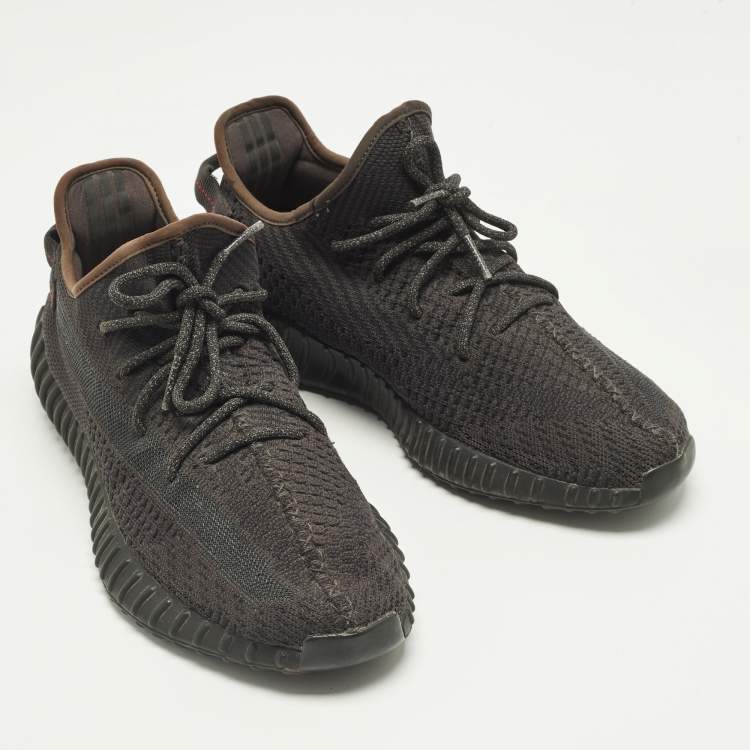 Pre Owned Yeezy x Adidas Boost 350 V2 Black (Non-Reflective) Size 45 1/3 Black Knit Fabric Low Top Sneakers