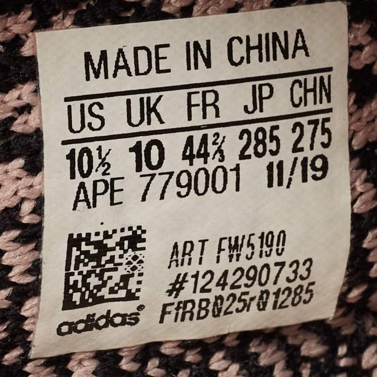 Pre Owned Yeezy x Adidas Boost 350 V2 Size 44.5 Multicolor Knit Fabric Low Top Sneakers