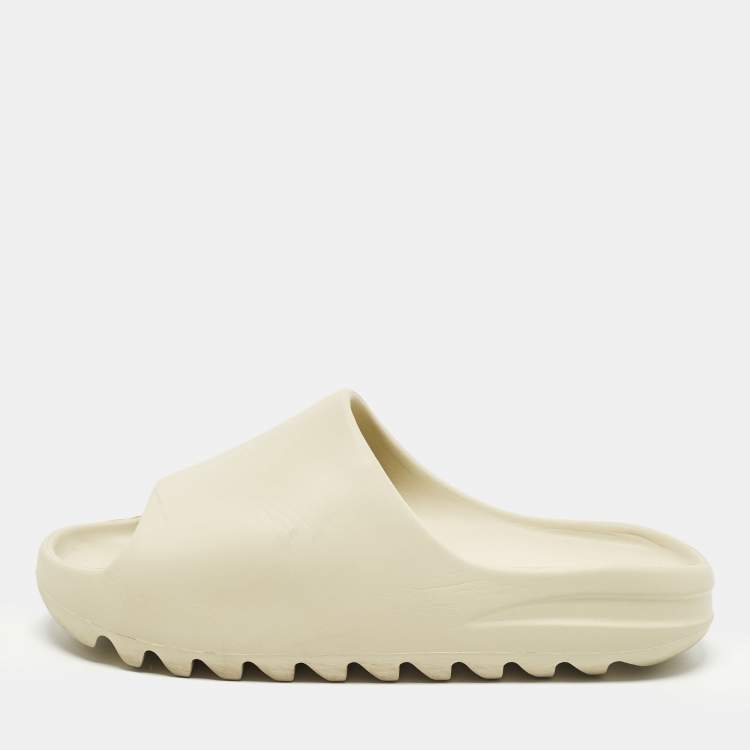 Pre Owned Yeezy x Adidas Bone Size 46 Cream Rubber Slide Sandals