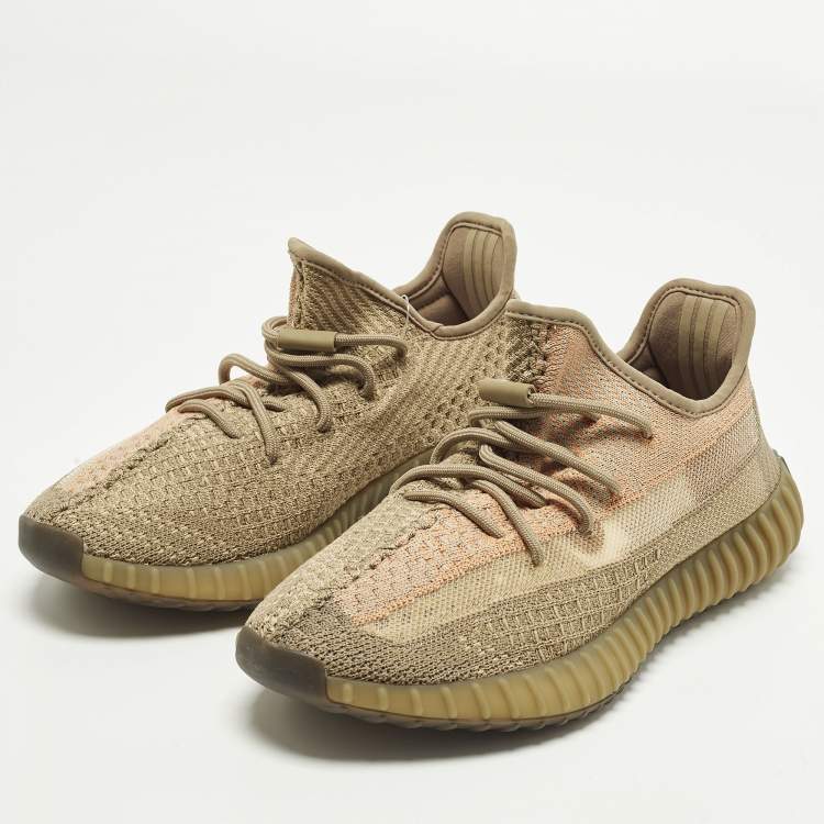 Pre Owned Yeezy x Adidas Boost 350 V2 Sand Taupe Size 42 Brown Knit Fabric Lace Up Sneakers