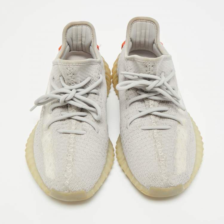 Pre Owned Yeezy x Adidas Boost 350 V2 Tail Light Size 39 1/3 Grey Knit Fabric Low Top Sneakers