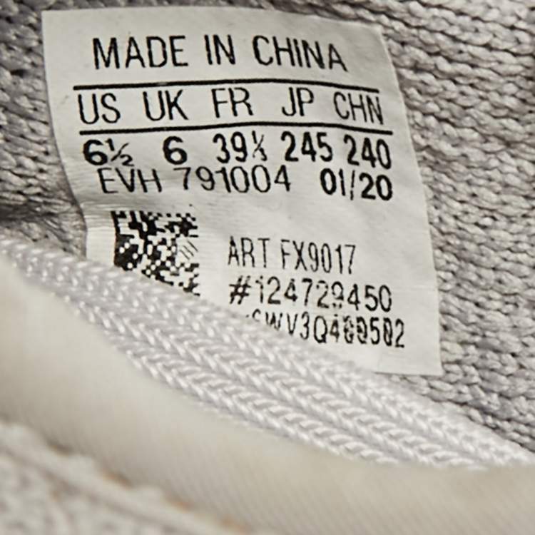 Pre Owned Yeezy x Adidas Boost 350 V2 Tail Light Size 39 1/3 Grey Knit Fabric Low Top Sneakers