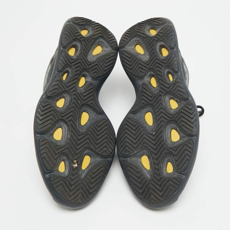 Pre Owned Yeezy x Adidas Yeezy 700 V3 Size 44 Black/Grey Knit Fabric and Mesh Low Top Sneakers